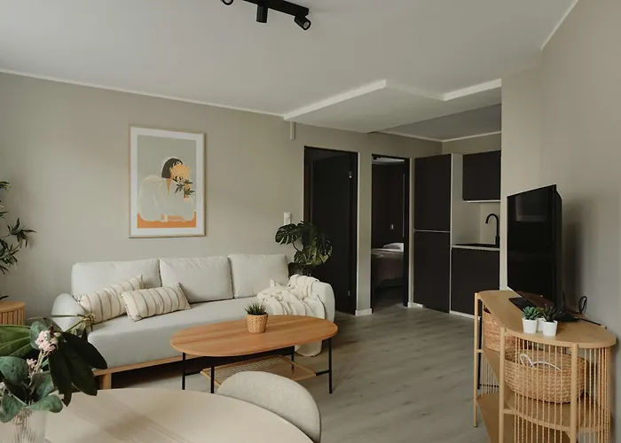 Heimby - New In 2024 - *